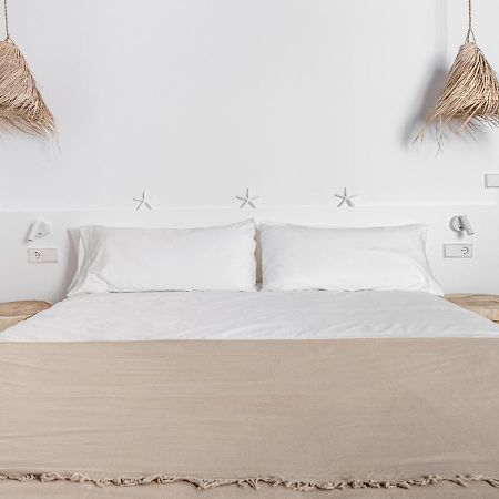S'Enclova Petit Hotel シウタデリャ エクステリア 写真