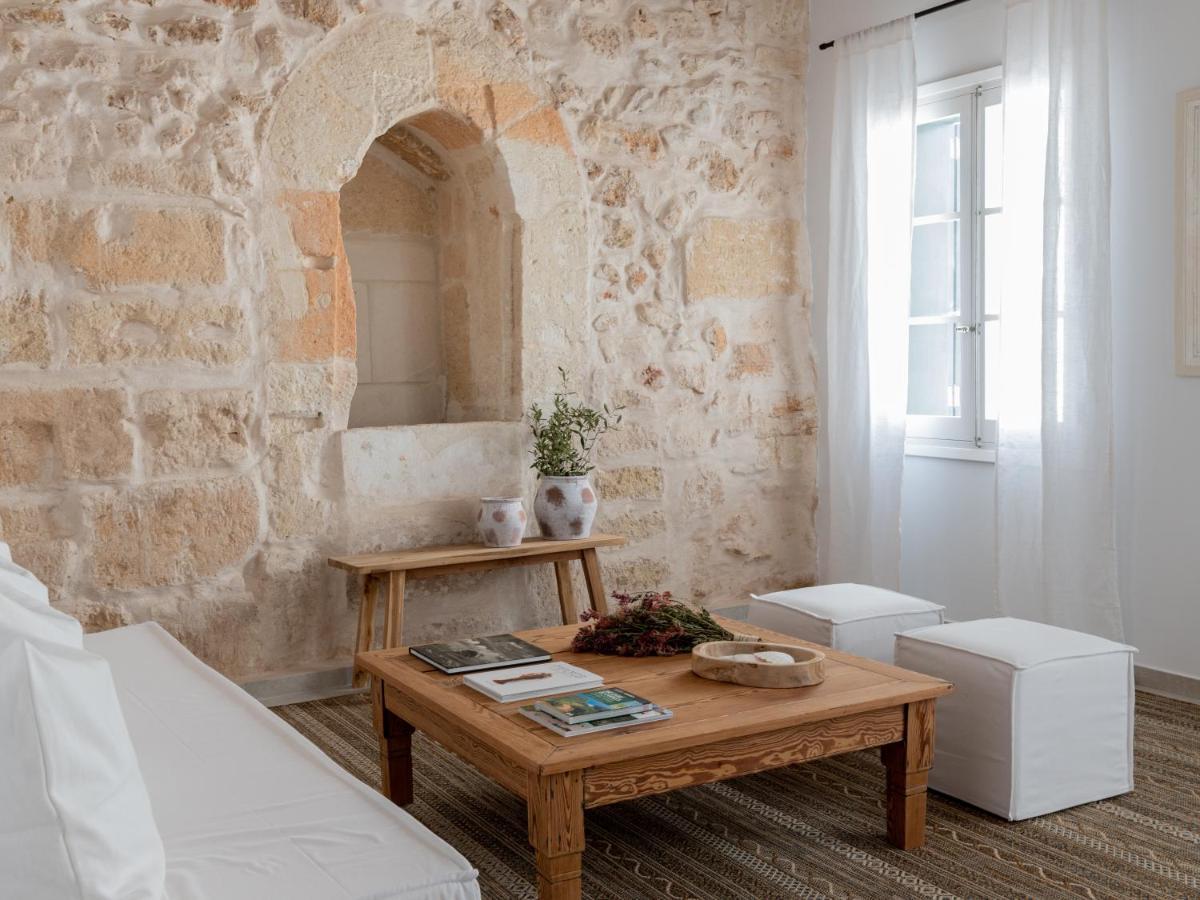 S'Enclova Petit Hotel シウタデリャ エクステリア 写真